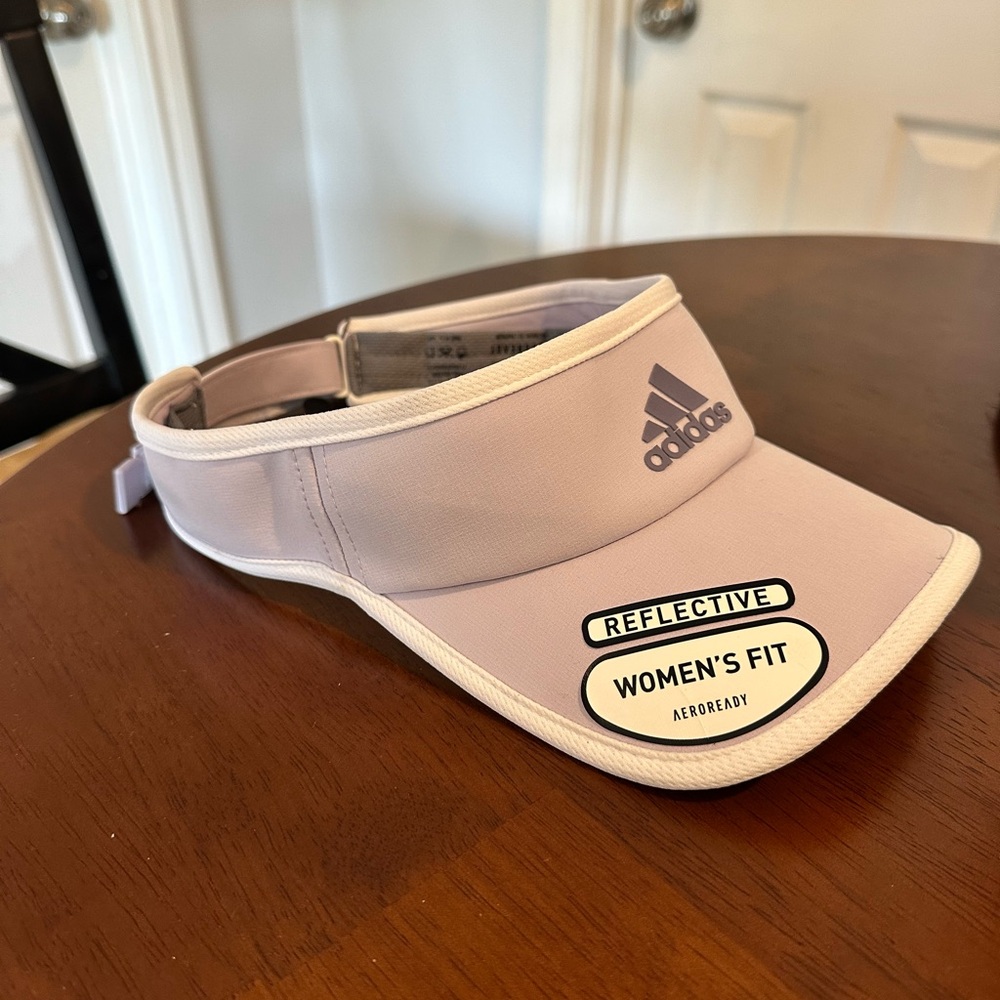 Adidas Women's Superlite Visor. NWT.  Light purple/grey.